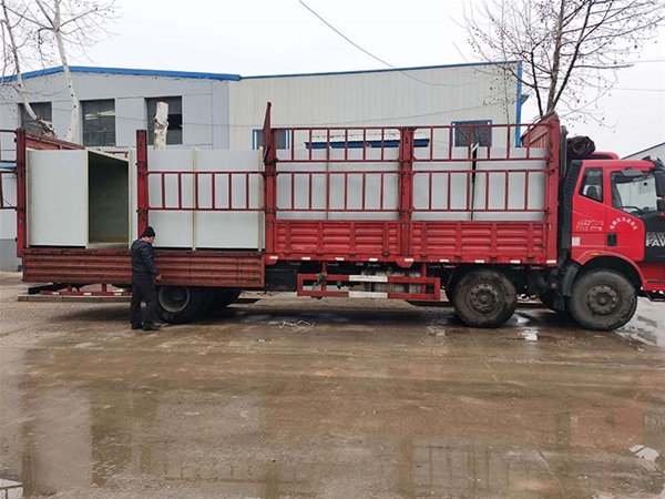 發(fā)貨現(xiàn)場